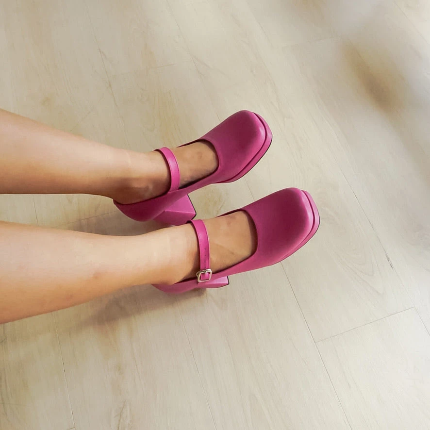 Amy Heels - Image 20