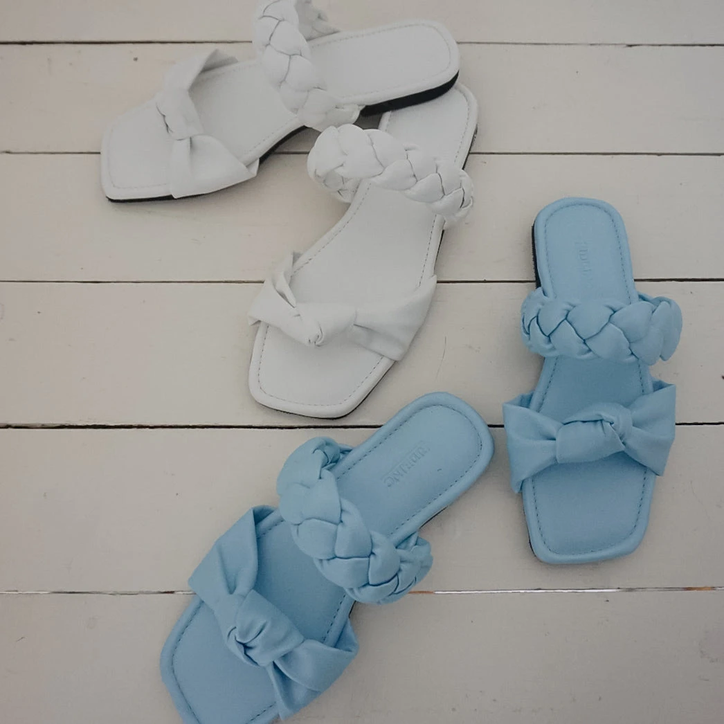 Ebe Slippers - Image 5