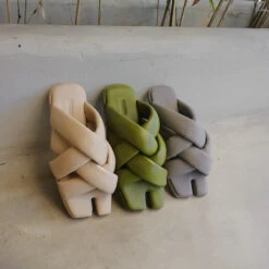 Niky Sandals