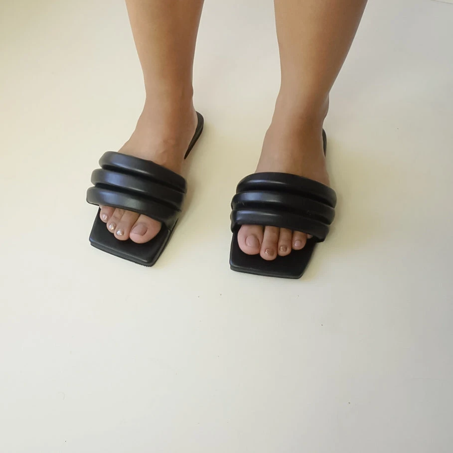 Kyo Slippers - Image 2