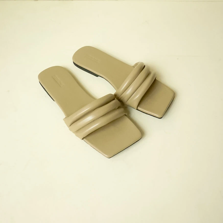 Kyo Slippers - Image 7