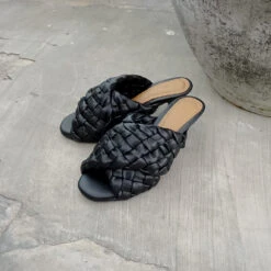 Naida Slippers Heels