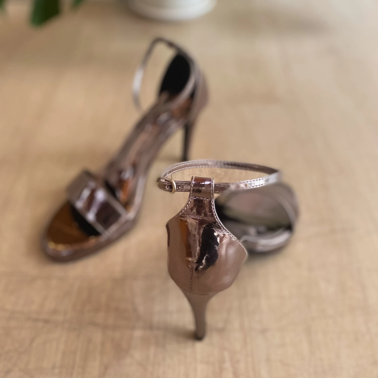 Zoya Heels - Image 4