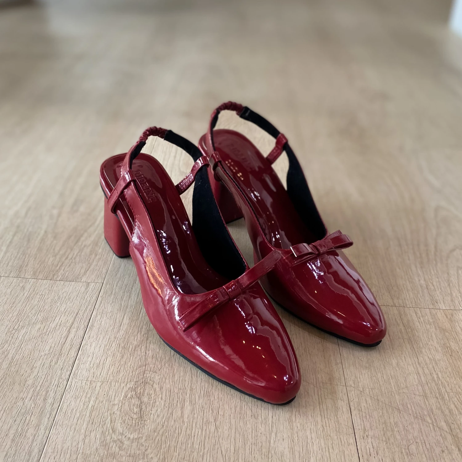 Reina Pointie Heels - Image 2