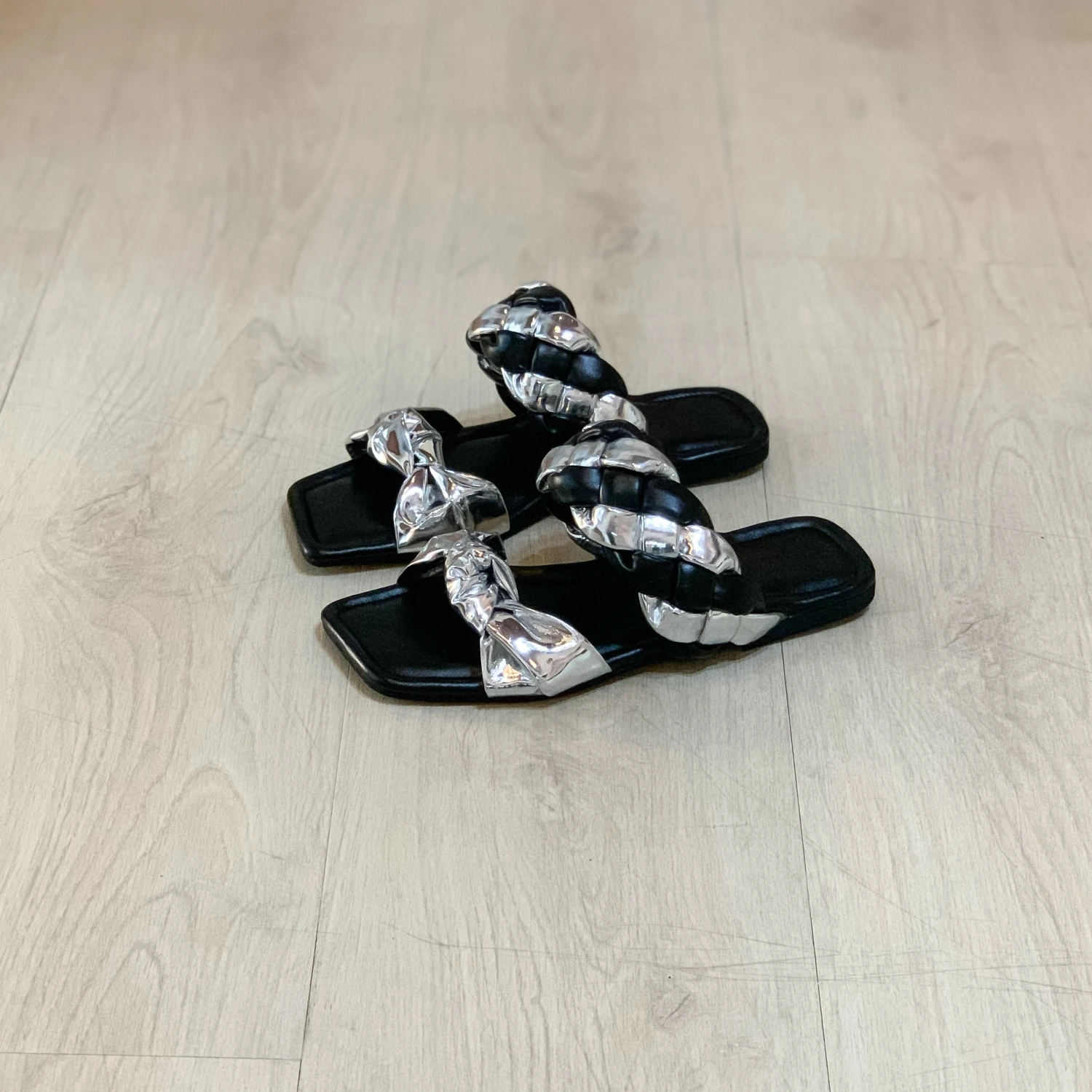 Ebe Slippers - Image 13