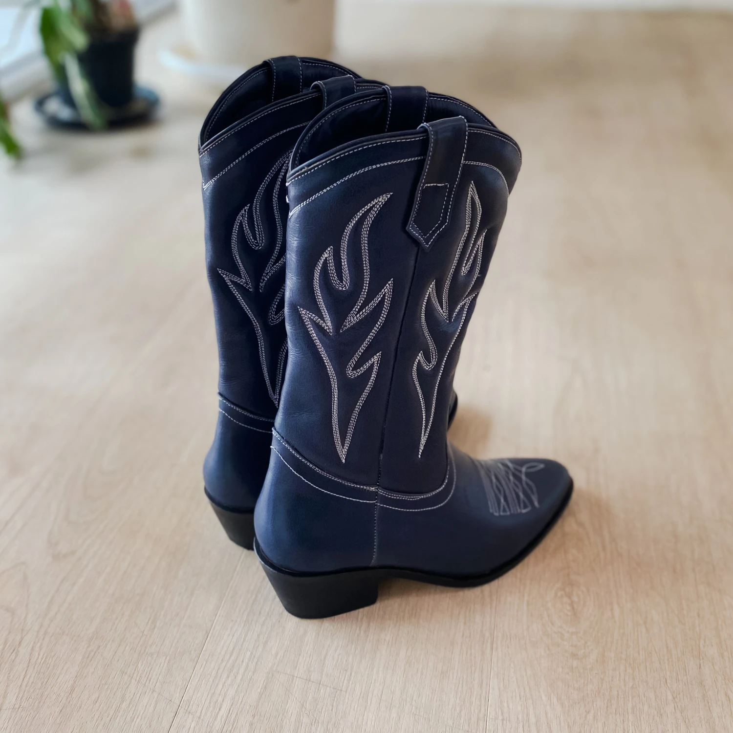 Malia Boots - Image 3