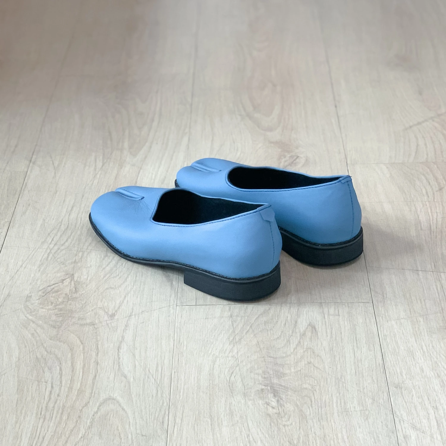 Hana Tabi Flat (Genuine Leather) - Image 4