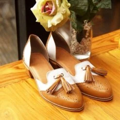 Tassel Oxford II White Tan