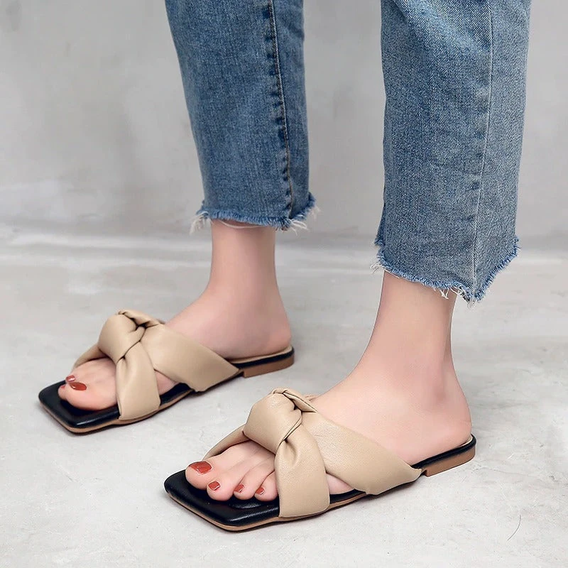Emel Sandals